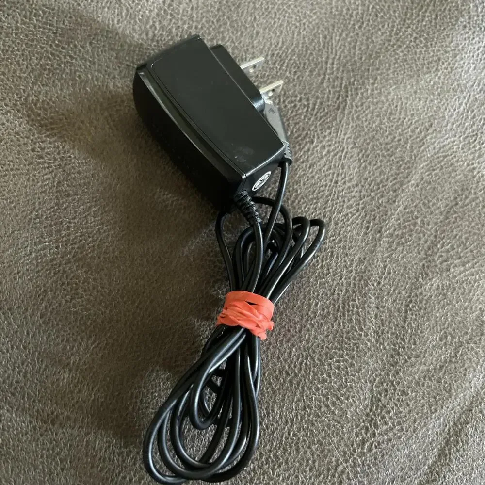 Samsung ATADU10JBE 5V Micro USB Charger Travel Adapter - Original OEM